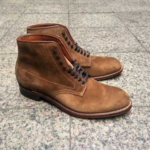 D5819 Snuff Suede — mouldedshoe